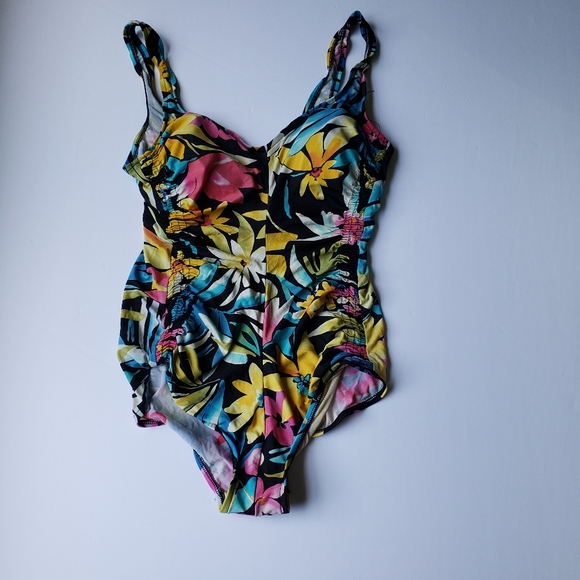 Maxine One Piece Floral Swimsuit - Picture 4 of 4